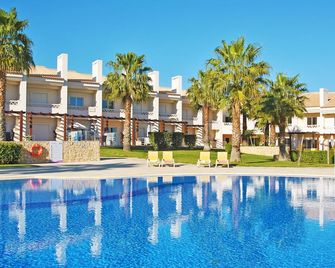 Modern townhouse with BBQ and sea view - Albufeira - Piscine