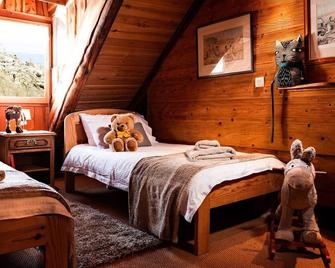 Chez Bear - Puy-Saint-Pierre - Habitación