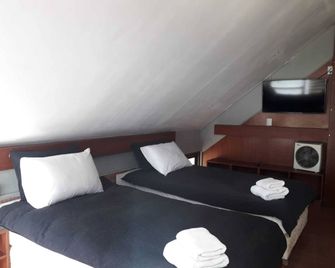 Onkel Inn Wagon Sleepbox - Uyuni - Ložnice
