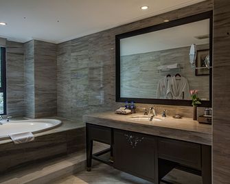 The Chi Boutique Hotel - Hanoi