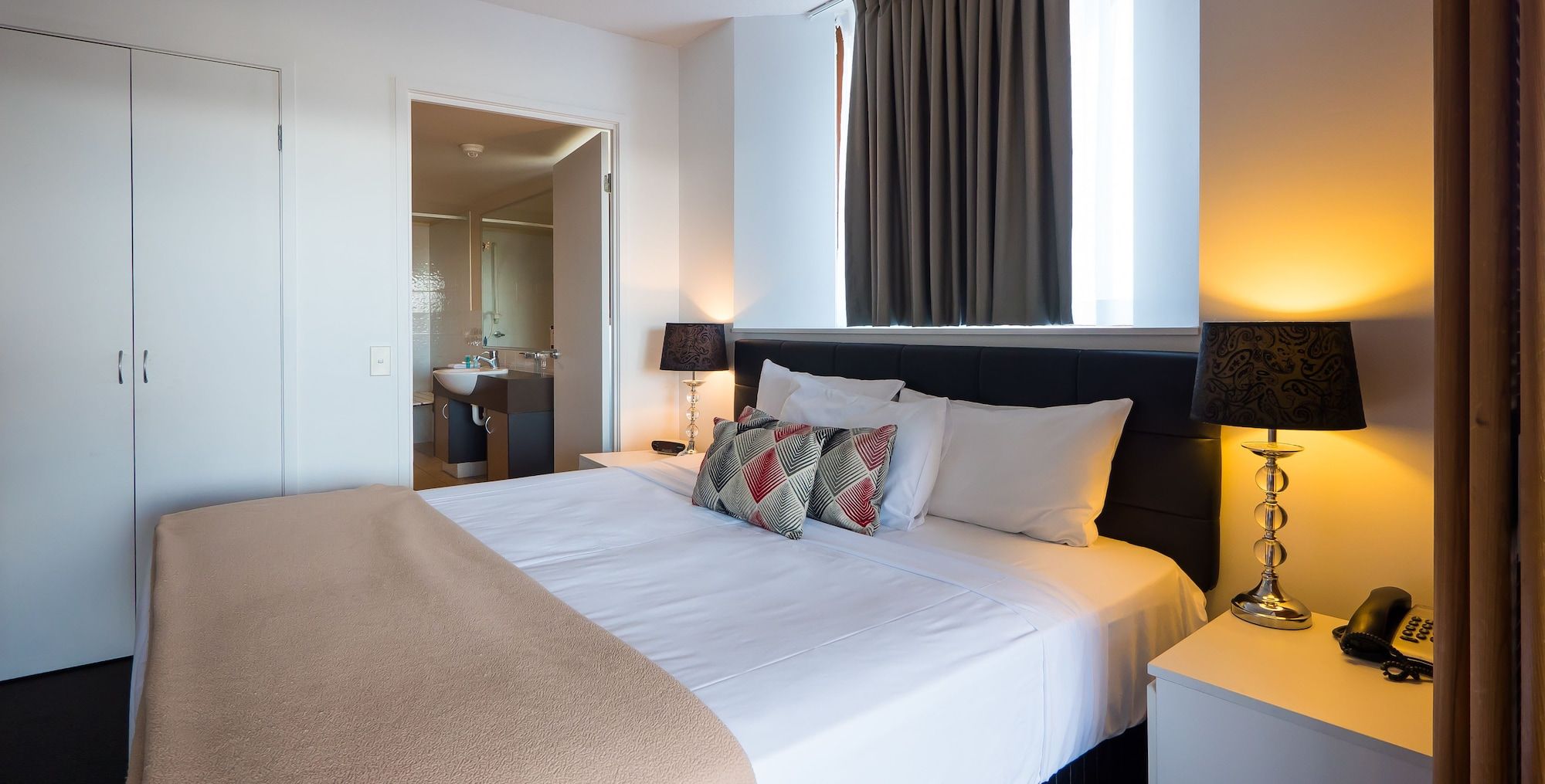 Broadbeach Savannah Resort - Broadbeach