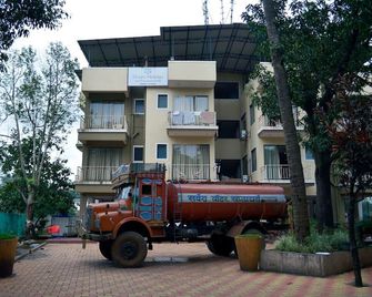 Dream Holidays - Lonavala - Building