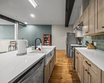 Modern Studio - Main St Penn Yan - Penn Yan - Keuken