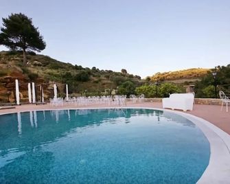 Casale del Golfo - Alcamo - Pool