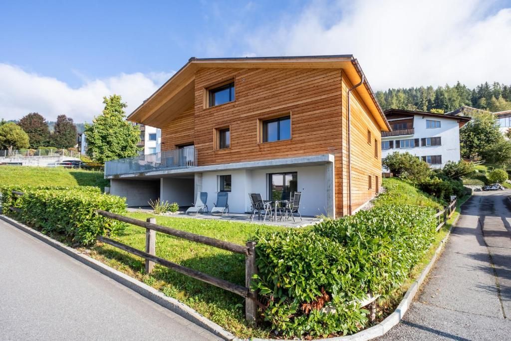 Laax Homes - Casa Majo 3,5 - Flims - Building