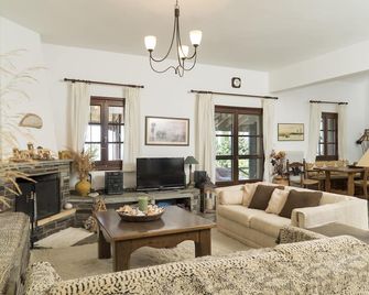 Villa Alexandra Pelio - Neochori - Sala de estar