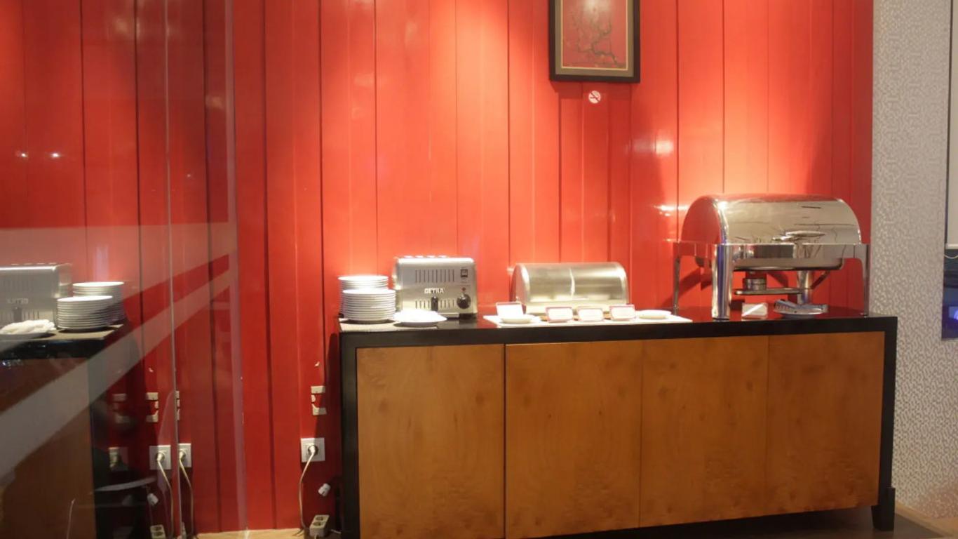 紅星酒店 - 雅加達