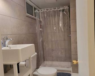 Spacious basement with indoor garage - Montreal