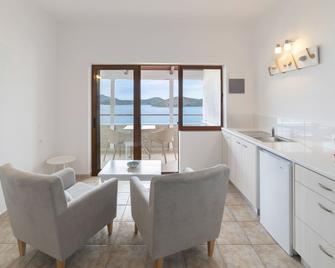 Elounda Heights (Adults Only) - Agios Nikolaos - Dining room