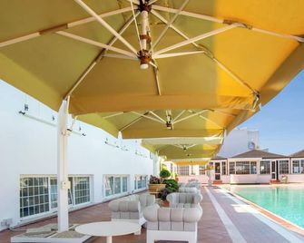 Hotiday San Felice Circeo - Terracina - Pool