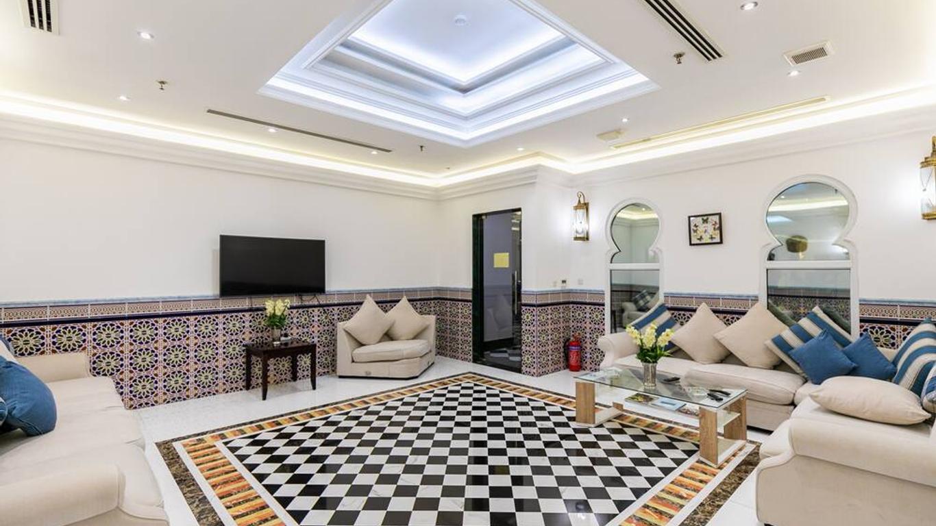 Royal Mirage