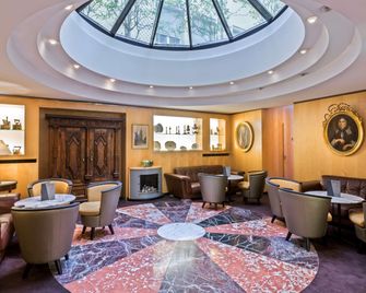 بيست ويسترن بلص مونوبولي ميتروبولي - ستراسبورغ - ردهة