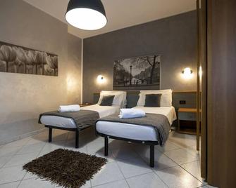 Piccolo Hotel Allamano - Grugliasco - Camera da letto