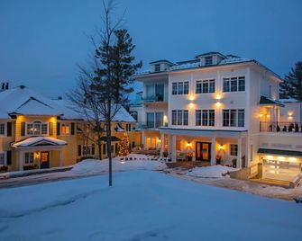 Ripplecove Hotel & Spa - Ayer's Cliff - Building