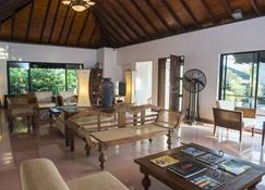 Villa Escondite - Colombo - Living room