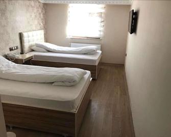Hotel Ipekyolu - Kars - Schlafzimmer