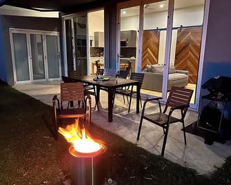 Bundeena Base Art House - Cronulla - Patio