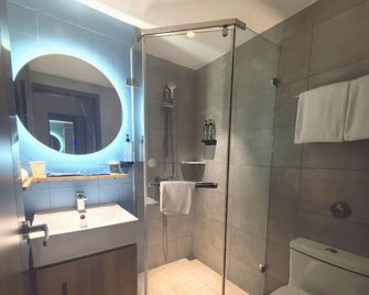 Home Inn Nantong Shiji Avenue Chongchuan Technology Park - Nantong - Bedroom