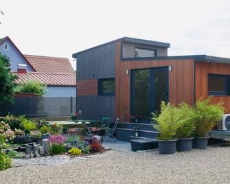 Luxuriöses Tiny House - Burgheim - Edificio