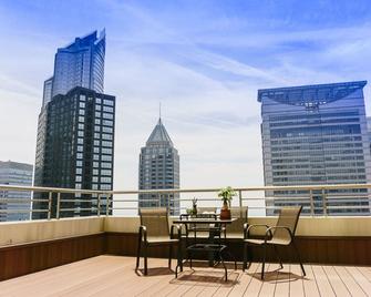 Li Tian - Qingdao - Balcony