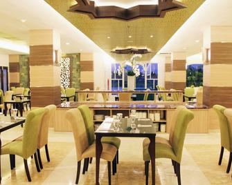 Lorin Solo Hotel - Surakarta City - Restaurant