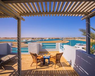 Marina Residence Suites Port Ghalib - Port el Ghalib - Balcony
