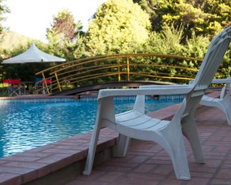 Hotel Blumig - Villa General Belgrano - Piscina