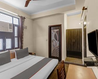 Hotel O Sector 19 Dwarka - Gurugram - Soverom