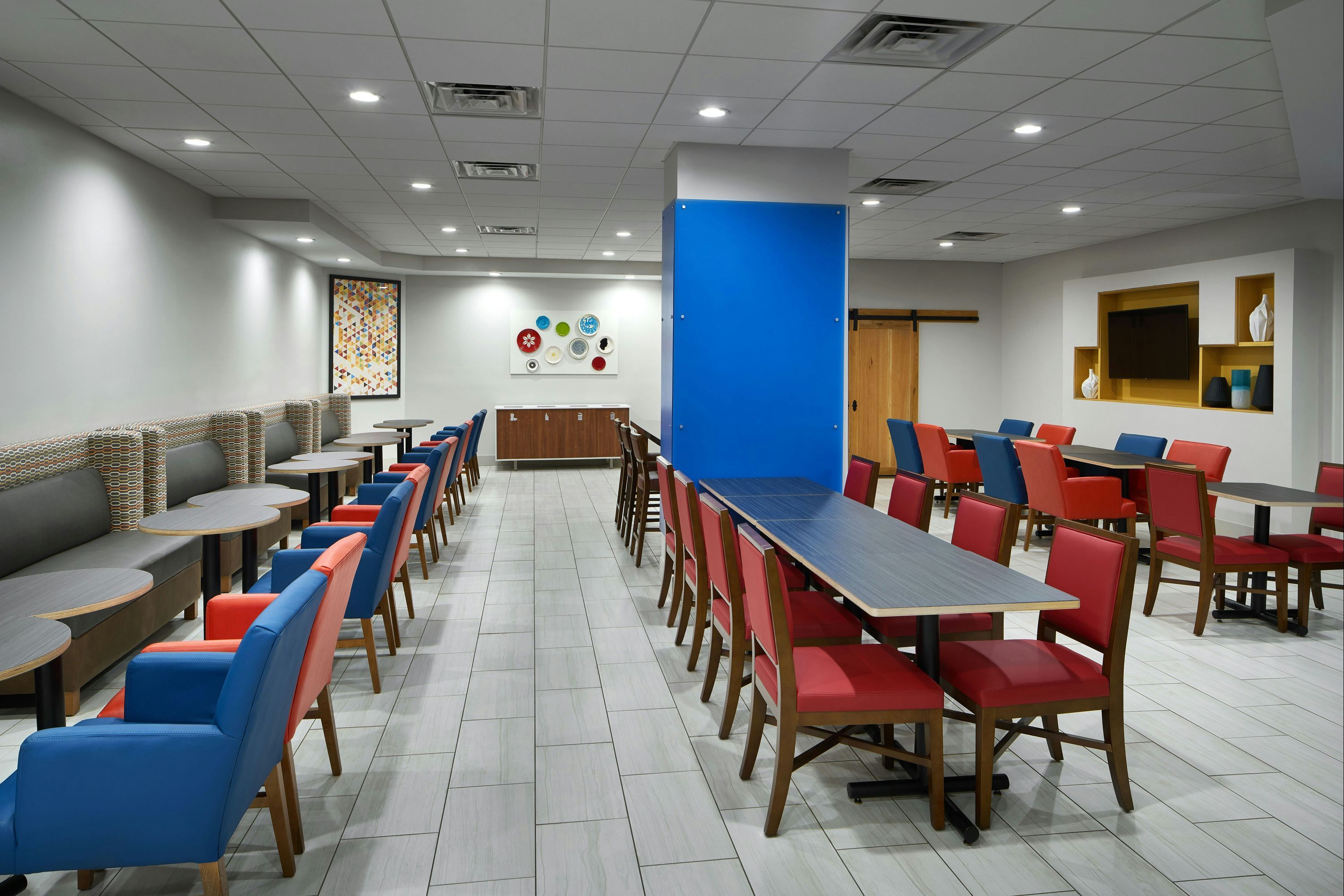 Holiday Inn Express Richmond - Downtown By IHG - ריצ'מונד - מסעדה