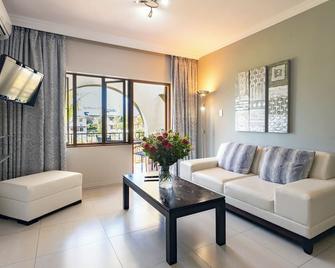 Devonvale Golf & Wine Estate - Stellenbosch - Living room