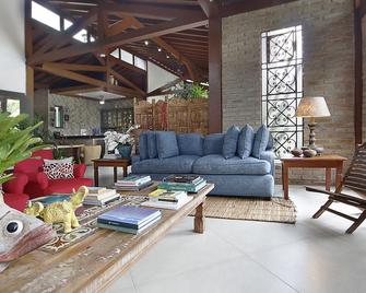 Villa Bebek Hotel - סאו סבסטיאו - סלון