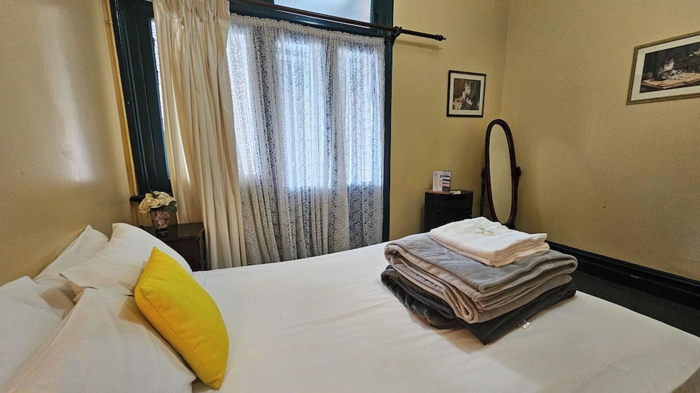 Bellbird Hotel