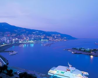 Uomisaki Hotel - Atami - Plaj