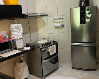 Cozy house in Anapolis, easy location - Anápolis - Kitchen