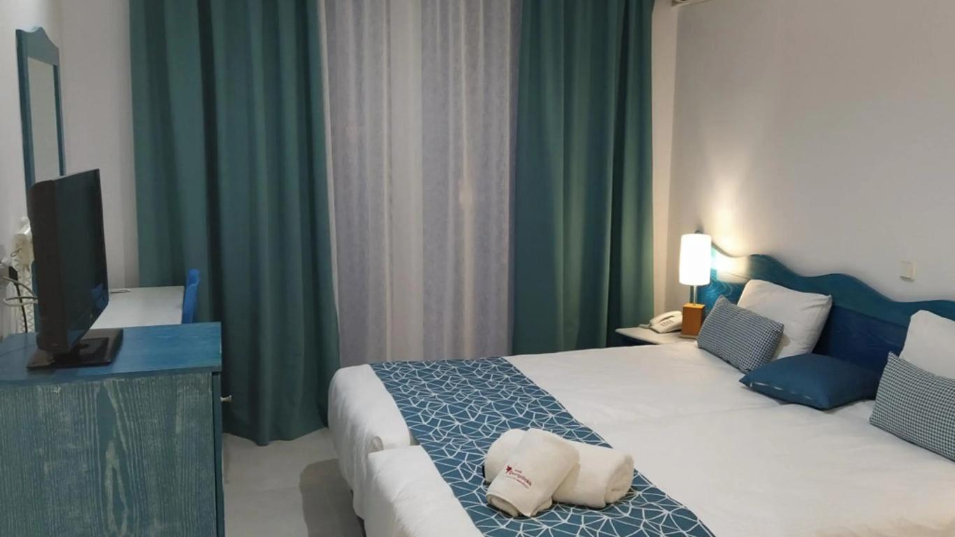 Knossos Hotel