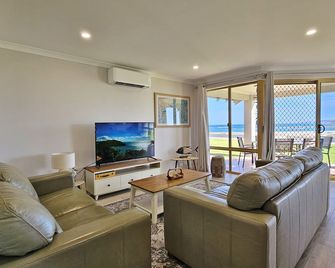 Pelican Shore Villa 5 - Kalbarri Wa - Kalbarri - Wohnzimmer