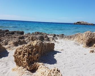 Landelijk gelegen villa met privé zwembad, in het zuiden van Sardinië - Narcao - Playa