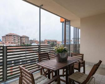 Martesana Apartment - Sesto San Giovanni - Balcone