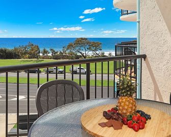 Ocean Boulevard - Alexandra Headland - Balcón