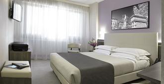 Hotel Raffaello - Floransa - Yatak Odası
