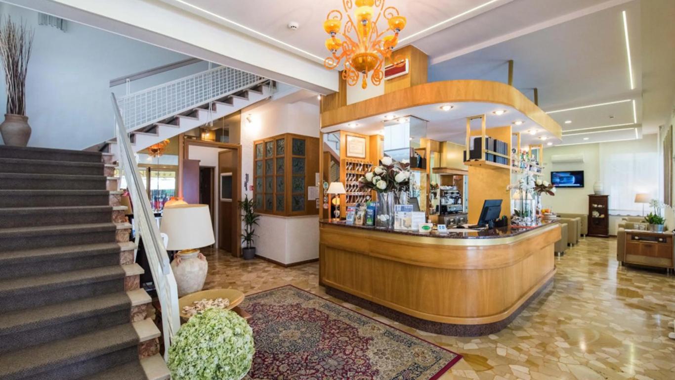 هوتل تورينج