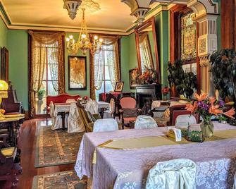 Parisian Courtyard Inn - New Orleans - Nhà hàng