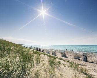 Strandhotel Dünenmeer - Adults only - Ostseebad Dierhagen - Strand