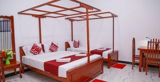 Nehansa Resort and Safari - Tissamaharama - Bedroom