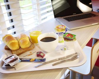 بريمير كلاس أرليز - آرل - مطعم