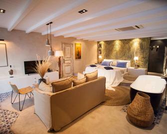 Hotel Evilion Sea And Sun - Neoi Poroi - Bedroom