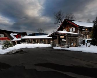 Adirondack Spruce Lodge - Wilmington - Bâtiment