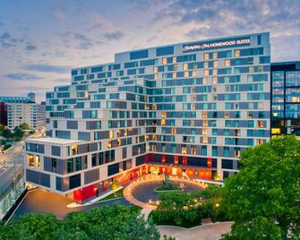 Hampton Inn by Hilton Boston Seaport District - Boston - Edifici