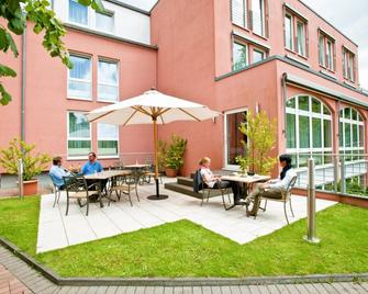 Hotel Barbarossa - Düsseldorf - Patio