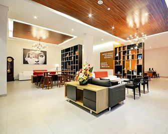 Treepark Hotel Banjarmasin - Banjarmasin - Lobby